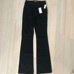 NWOT Old Navy High Waisted Flare Jeans in Size Tall 6